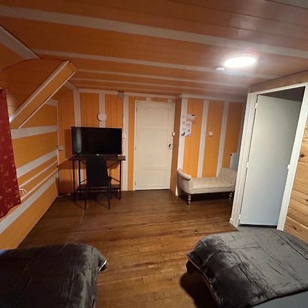 La Cheminee - Chambres D'Hotes Avec Bar-Restaurant Tardets-Sorholus エクステリア 写真